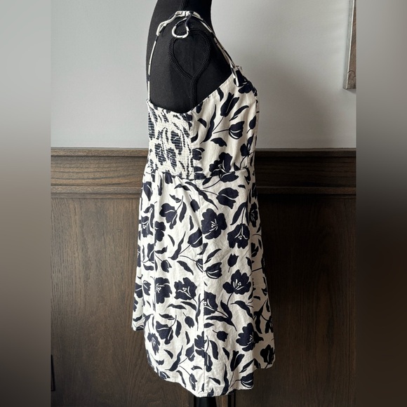 Old Navy Black and White Floral Linen blend spaghetti strap Mini Dress XL - Picture 4 of 7